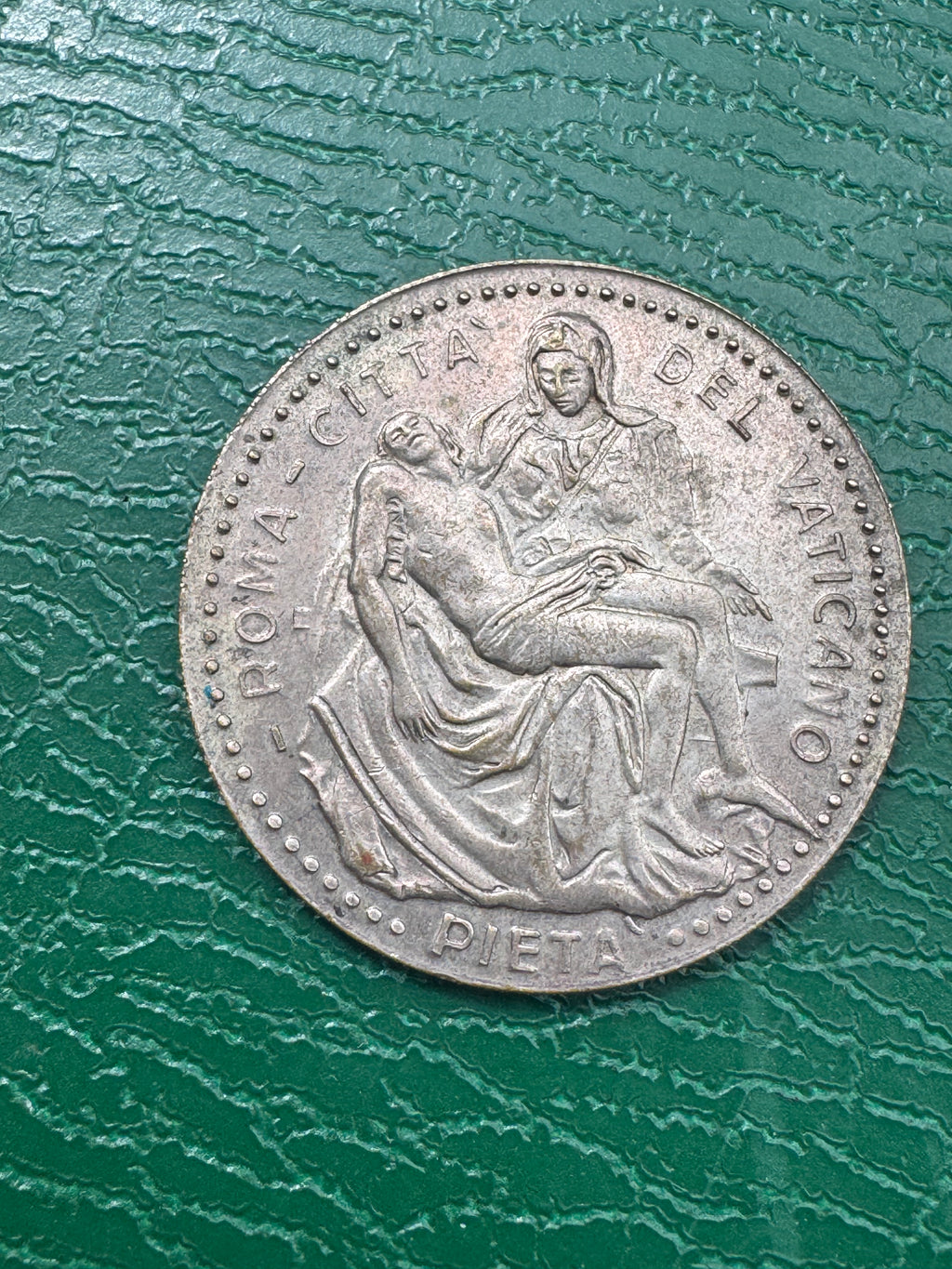 Medal PRL Jan Paweł II – Pietà, srebrzony
