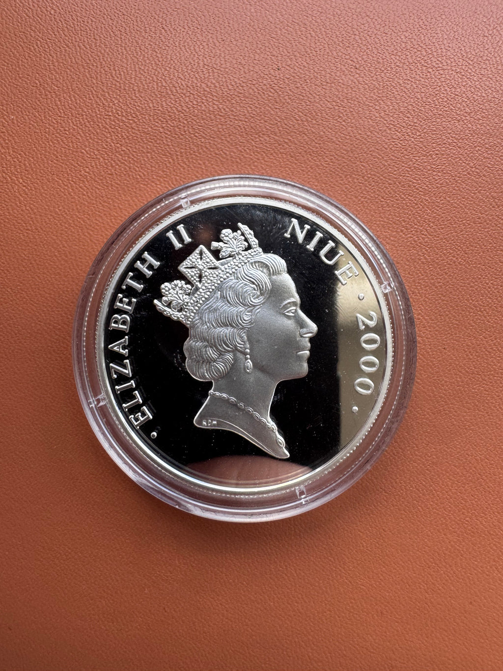 Awers – Elizabeth II Niue 2000, portret królowej Elżbiety II