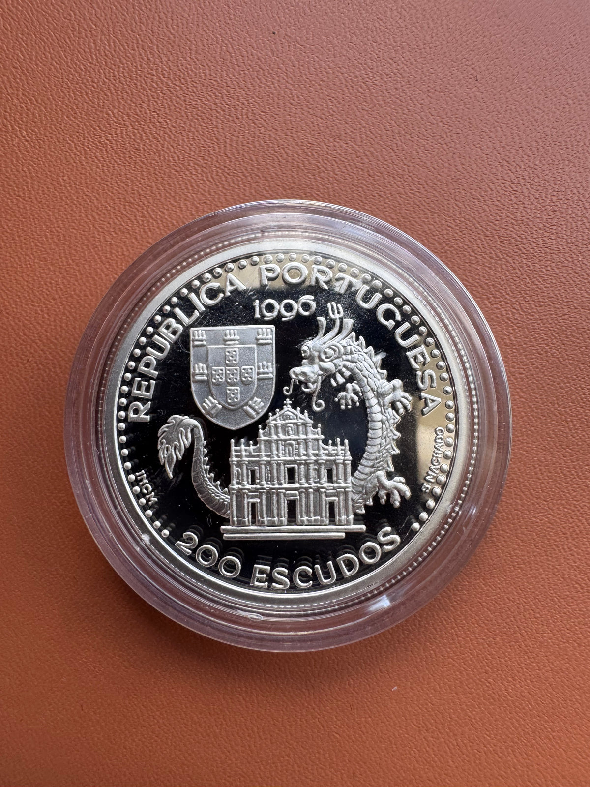 Awers – Republica Portuguesa 1996, herb Portugalii, ruiny kościoła św. Pawła, smok, 200 Escudos